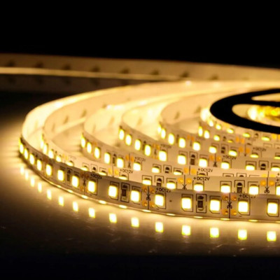 Світлодіодна стрічка OEM 12V 9W/м 120 LED/м 3000K IP20, 5 м